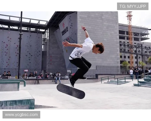 北京滑板队在极限运动会中的精彩节奏表现与技术分析