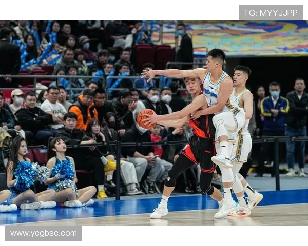 2015年北京首钢与广东队激战回顾:篮球盛宴中的精彩瞬间与战术较量 2015年北京首钢与广东队激战回顾:篮球盛宴中的精彩瞬间与战术较量